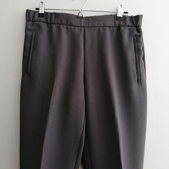 Aritzia Wilfred Darontal Crepe Ankle Trousers Gray 8 - Picture 4 of 16